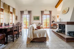 Villa in the countryside 4 kilometers from the sea - Image 3