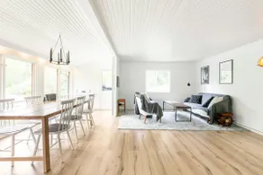 Archipelago house near the sea on Djurö - Image 3