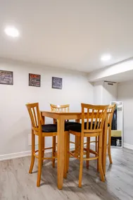 Stylish 2BR Chicago/suburbs home, fully equipped. - Image 2