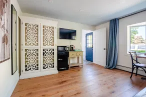 Beautiful 1 Bedroom, 1 Bathroom in Medford - Image 3