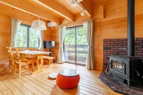 HARUNA CABIN 森の中のログハウス 、広々ウッドデッキでBBQ、公園散策、北軽井沢観光 - Image 2