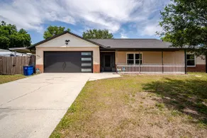 Heated Pool Oasis | Family Retreat | Sleeps 8 - Image 3