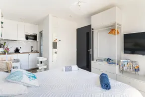Charming studio with terrace 200 m from the beach - Image 3