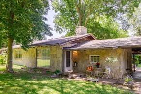 Charming Stone Cottage - Quiet Central Location - Image 4