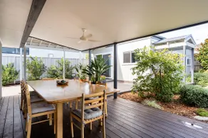 Stylish One Bedroom Studio at Long Jetty - Image 5