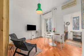 Pretty Little Loft - Image 2
