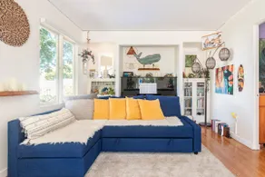 EcoTopia: Beach, Art, Surf, & Ceremony Cottage - Image 5