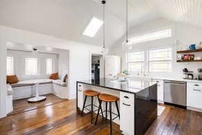 Relax in an upscale, renovated gem - Image 4
