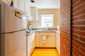 College Hill Hideaway - Image 4