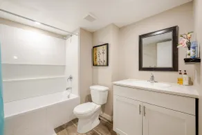 Modern Suite - Image 5