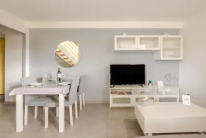 Charming apartment near Blaye with terrace - Image 3