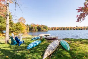 Sunrise Lake Haven! Private Hot Tub—Sauna—Boats—Firepit—Beach! 5Mins to Kalahari - Image 4