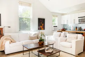 Designer Cottage | Garden Oasis | Walk to Plaza - Image 2