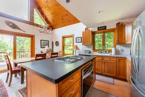 LOG CABIN CHALET m / NEW 6-PERSON HOT TUB nær Kaaterskill Falls & NoLakeSoLakeSo - Image 5