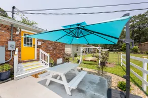 Amazing private guesthouse in North East Columbia - Image 4