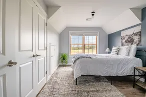 Brookside Lane Getaway - Image 4