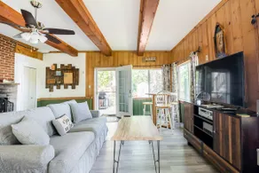 Waterfront Cottage, Fiery Sunsets - Image 2