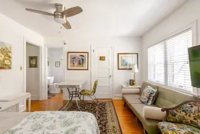 Private Guest Suite Historical Neighborhood - Image 3