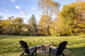 Stylish & Scenic Escape: Chef's Kitchen ~ Hot Tub - Image 4
