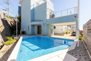Spacious seaside villa, 2:00 p.m. check-in, 12:00 p.m. check-out | Pets | BBQ | Pool | Accommodates up to 9 people - Image 2