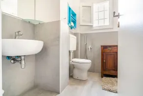 [Piazza Vittoria] Rustic historic Netflix penthouse - Image 2