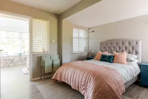 Birkdale Self Contained Annexe- near all amenities - Image 2