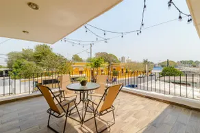 Three boutique suites with a rooftop in Centrica - Image 3