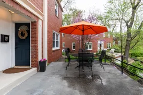 Mt. Lebanon-3 Bedrooms- Family Friendly- Clean - Image 3