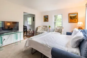 Mt. Lebanon-3 Bedrooms- Family Friendly- Clean - Image 5