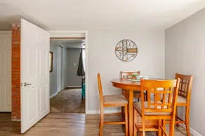 Adorable 2 Bedroom Basement Apartment - Image 3