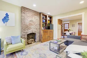 Charming and Historic Apartment in Capitol Hill - Image 4