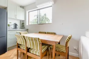 Funky 2BR Chermside Escape - Image 2