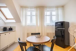 Quiet flat near Prague Castle - Image 4