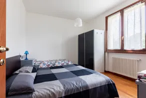 Apartment in a villa in a private park - Image 3
