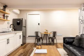 Convenient NE PDX | comfort modern living - Image 4