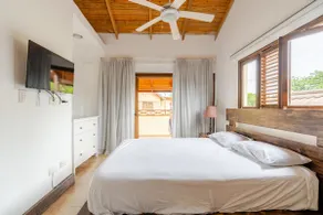 Mountain View Villa + Heated Pool - Image 5