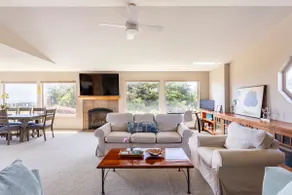 Hummingbird Beach House - Image 2
