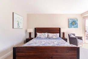 Hummingbird Beach House - Image 4