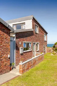 The Whale Cottage - Image 3