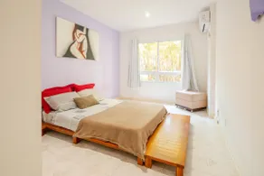 Beachfront 2-bedroom apartment - Image 3