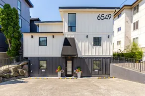 Brand New 2-Bedroom Apartment in Ballard! - Image 5