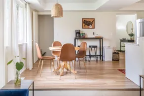 Modern, renovated 3 BR home, convenient location! - Image 2