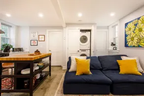 Retreat in New Haven by Stephanie and Damian - Image 2