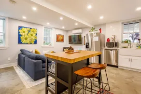Retreat in New Haven by Stephanie and Damian - Image 4