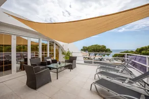 Beachfront Villa - Image 2