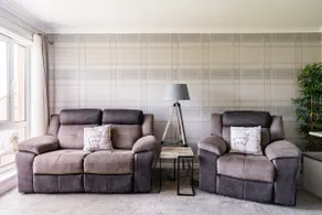 Cosy entire apartment with free on site parking - Image 4