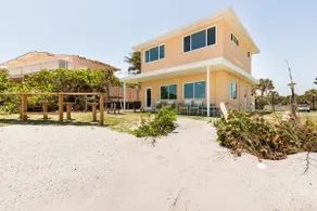 Charming Two Story House located directly on Melbourne Beach. - Image 3