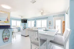 Charming Two Story House located directly on Melbourne Beach. - Image 4