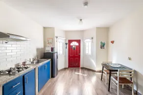 Comfortable apartment, excellent location 2 - Image 3