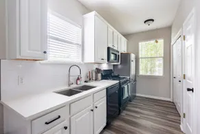 Georgetown Getaway | Modern 1 Bedroom & 1.5 Bath - Image 5